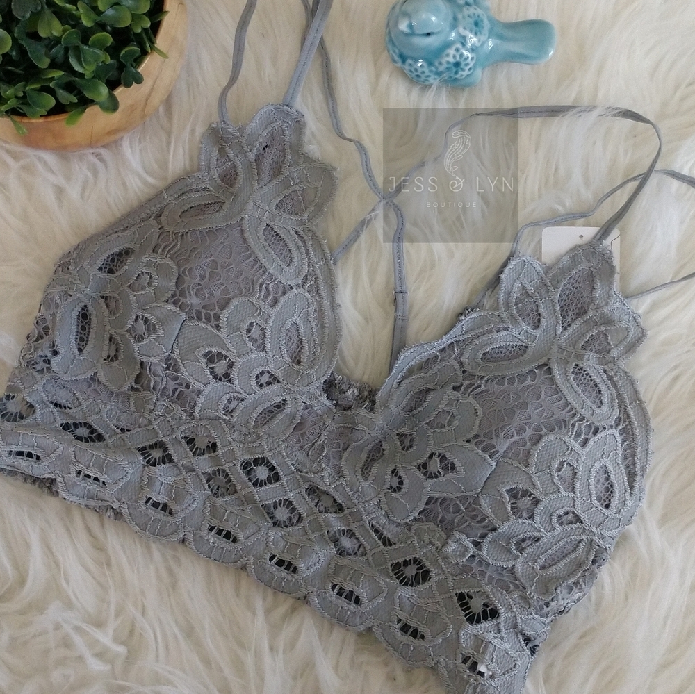 🆕 JAZA- Crochet Lace Padded Bralette